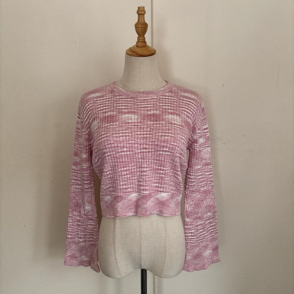 pink crop sweater top